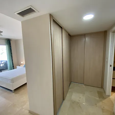 Apartment Peace Views And Terrace In