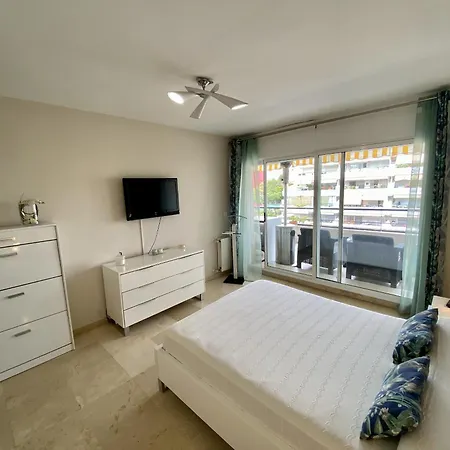 Peace Views And Terrace In Marbella